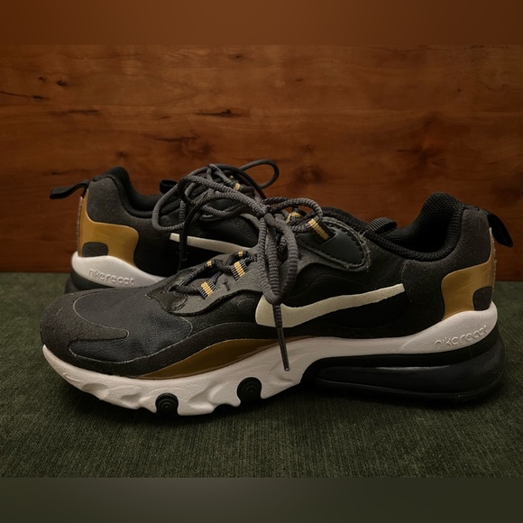 Nike Air Max 270 React - Picture 6 of 8